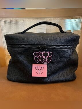 Limited Edition Jeffree Star Cosmetics Shane Dawson Cosmetics Black Make Up Bag